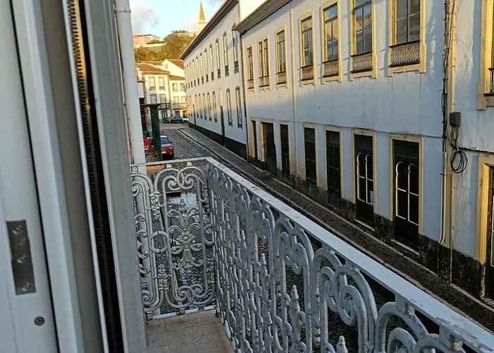 Apartamento Casa Ao Centro - Angrego Ii Angra do Heroísmo